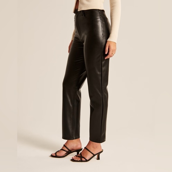 Abercrombie & Fitch Curve Love Vegan Leather The Ankle Straight Pant Size 0 XS - Picture 3 of 12